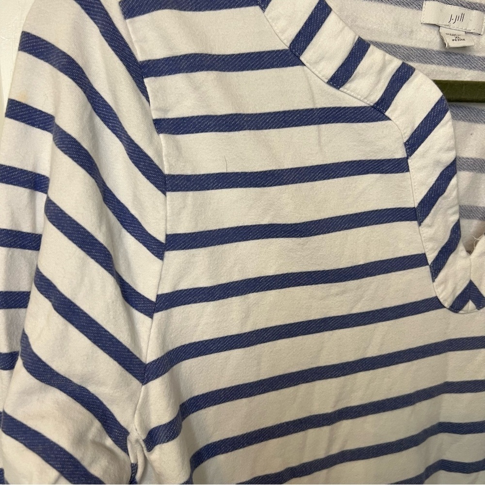 J. Jill White and Blue Boxy Blouse with Three-Quarter Sleeves - Picture 2 of 5
